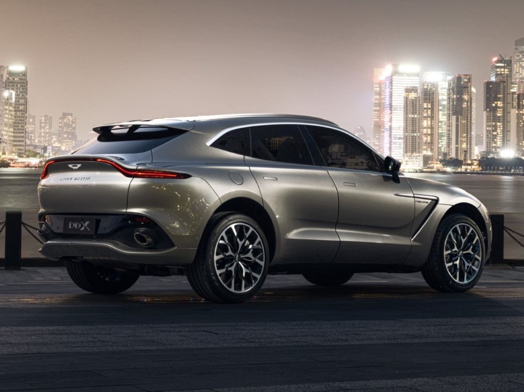 Aston Martin DBX Straight-Six
